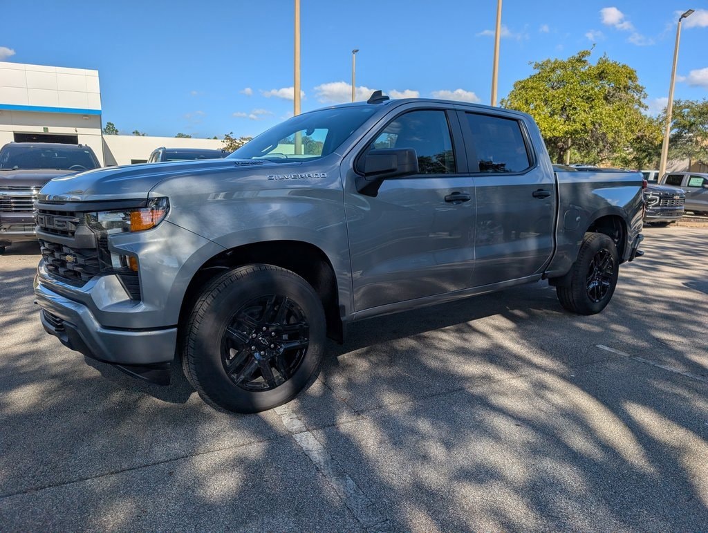 New 2026 Chevrolet Silverado 1500 Custom Truck