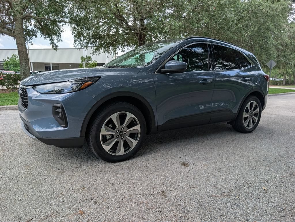 Used 2025 Ford Escape Platinum SUV