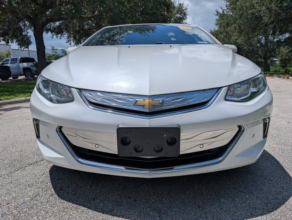 2019 Chevrolet Volt Premier photo 2