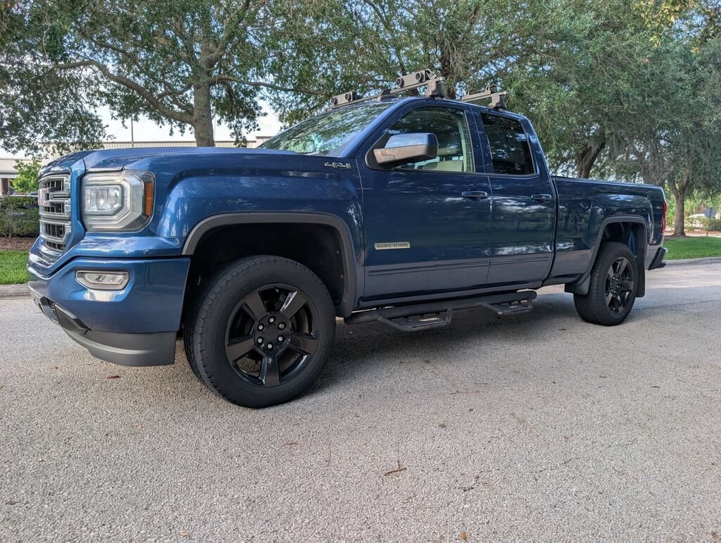 Used 2017 GMC Sierra 1500 4WD Double Cab 143.5 Truck Double Cab