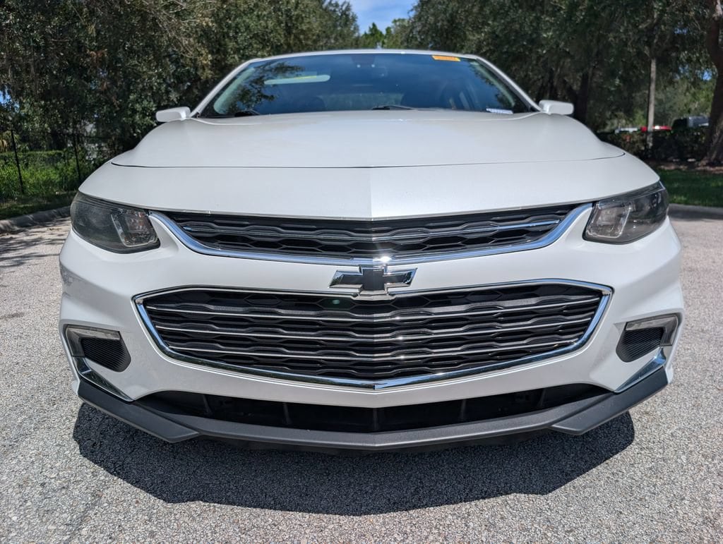 Used 2017 Chevrolet Malibu LT Sedan