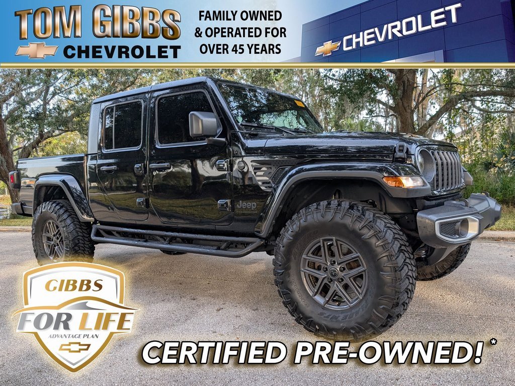 2024 Jeep Gladiator Sport S's photo