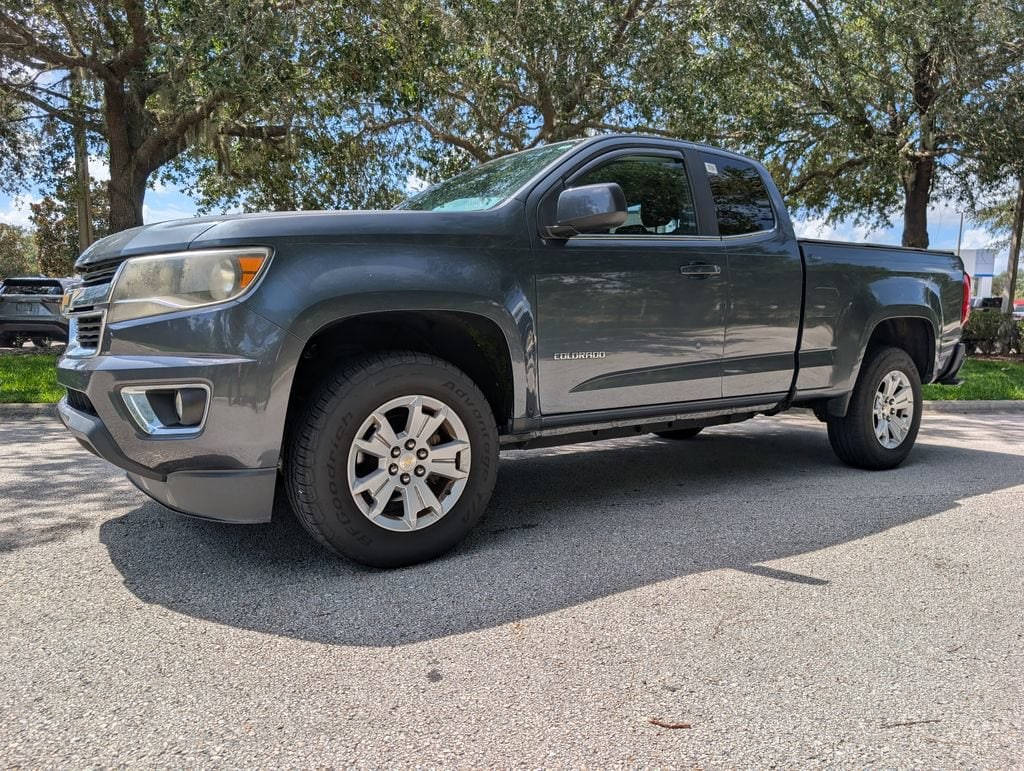 Used 2015 Chevrolet Colorado 2WD LT Truck Extended Cab