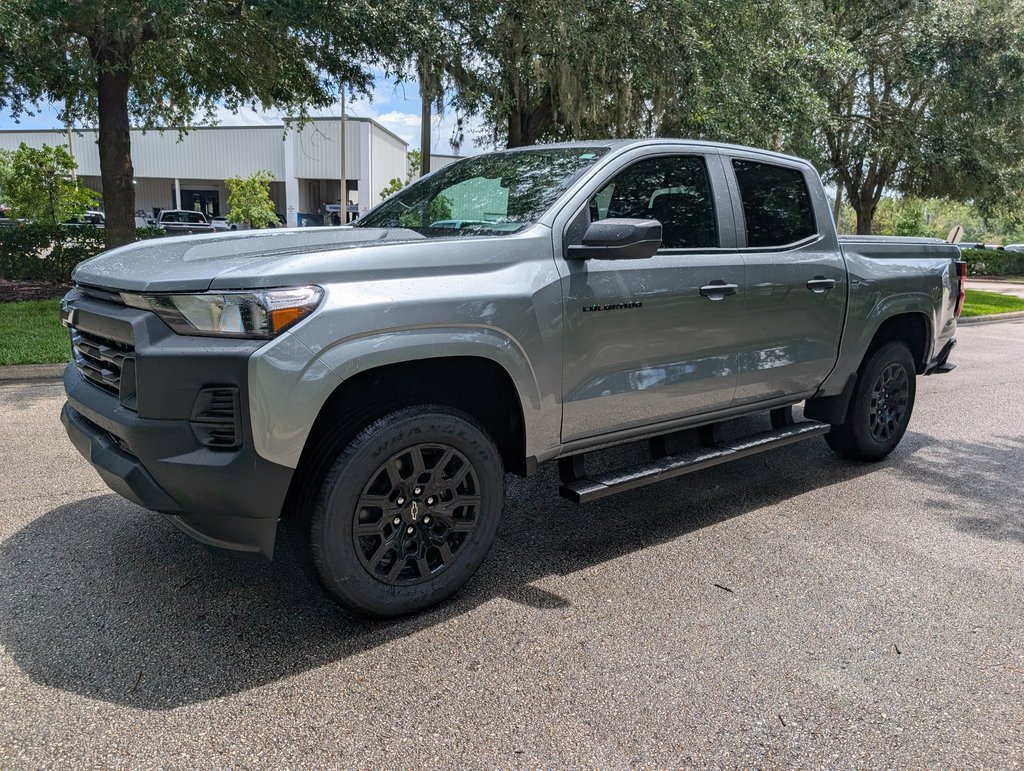 2026 Chevrolet Colorado Work Truck photo 2