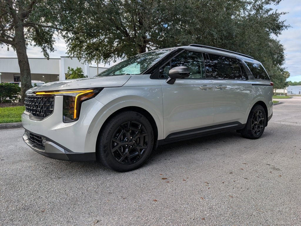 Used 2025 Kia Carnival SX Van Passenger Van