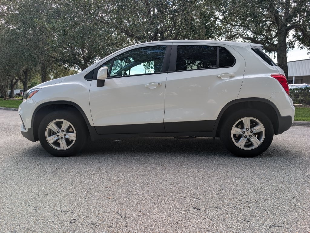 Used 2021 Chevrolet Trax LS SUV