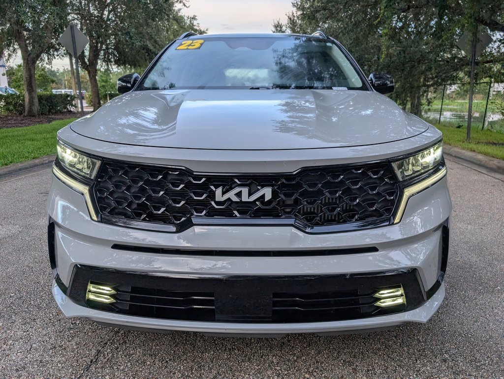 2023 Kia Sorento EX photo 2