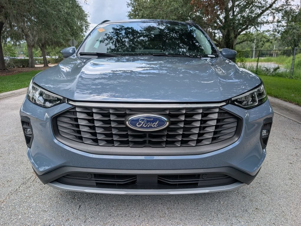 Used 2025 Ford Escape Platinum SUV