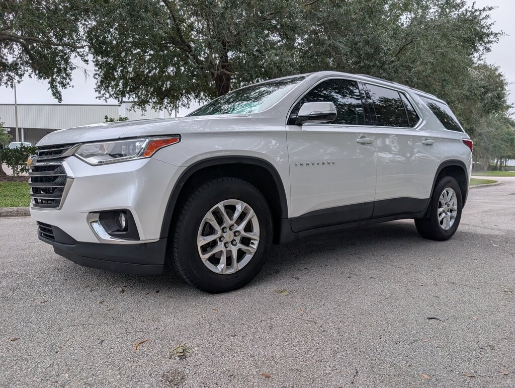 Used 2018 Chevrolet Traverse LT Cloth SUV