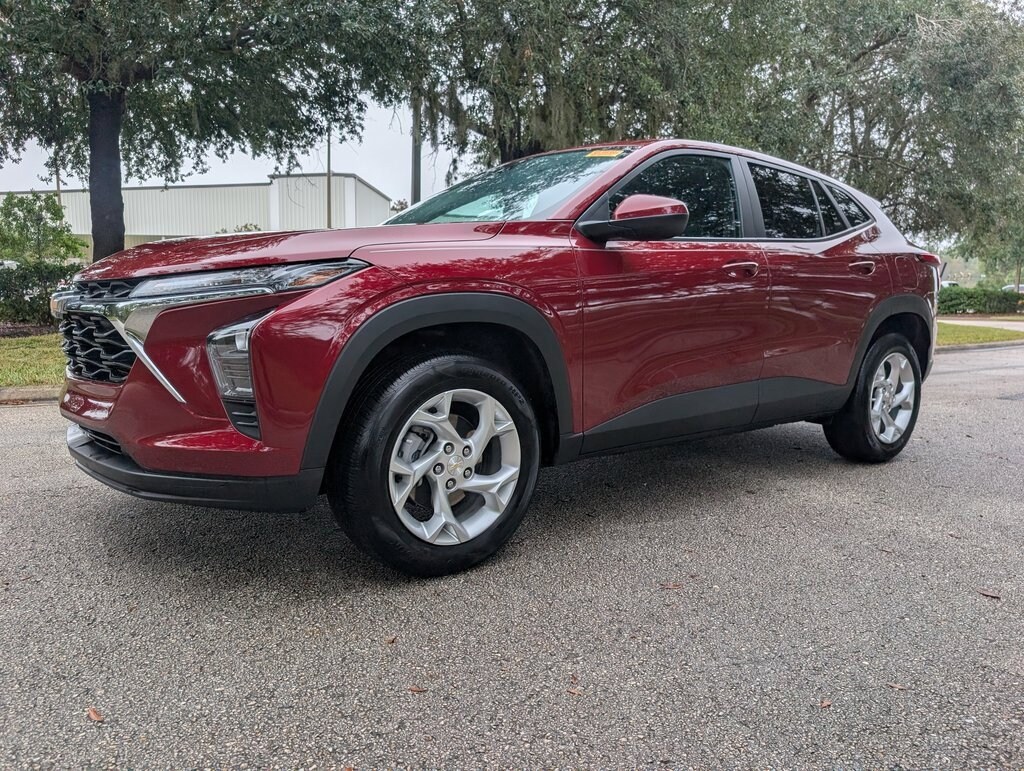 Used 2025 Chevrolet Trax LS SUV