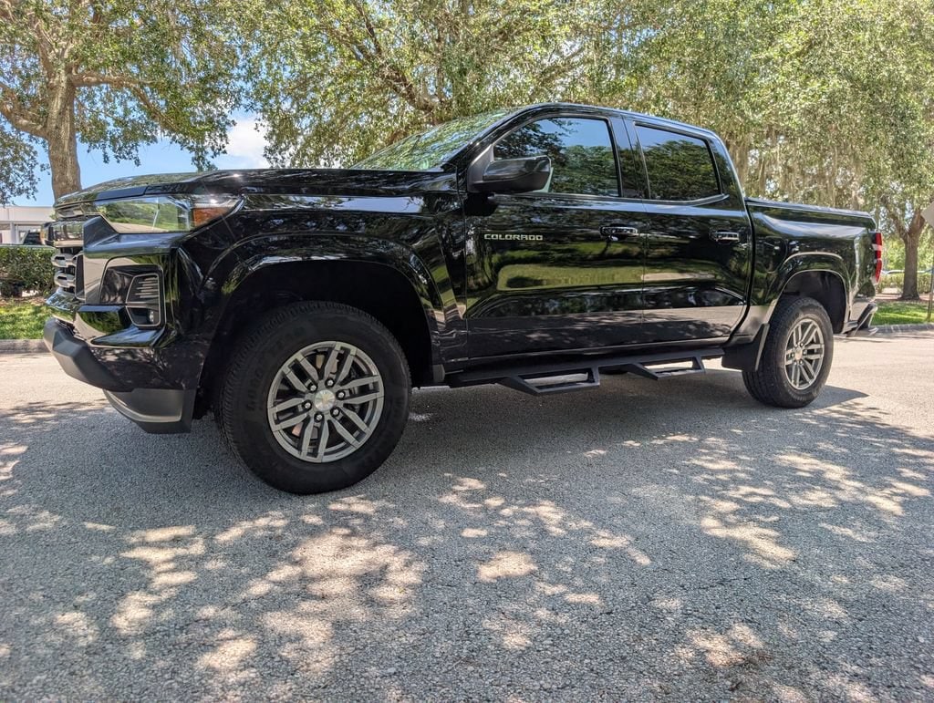 Used 2024 Chevrolet Colorado LT Truck Crew Cab