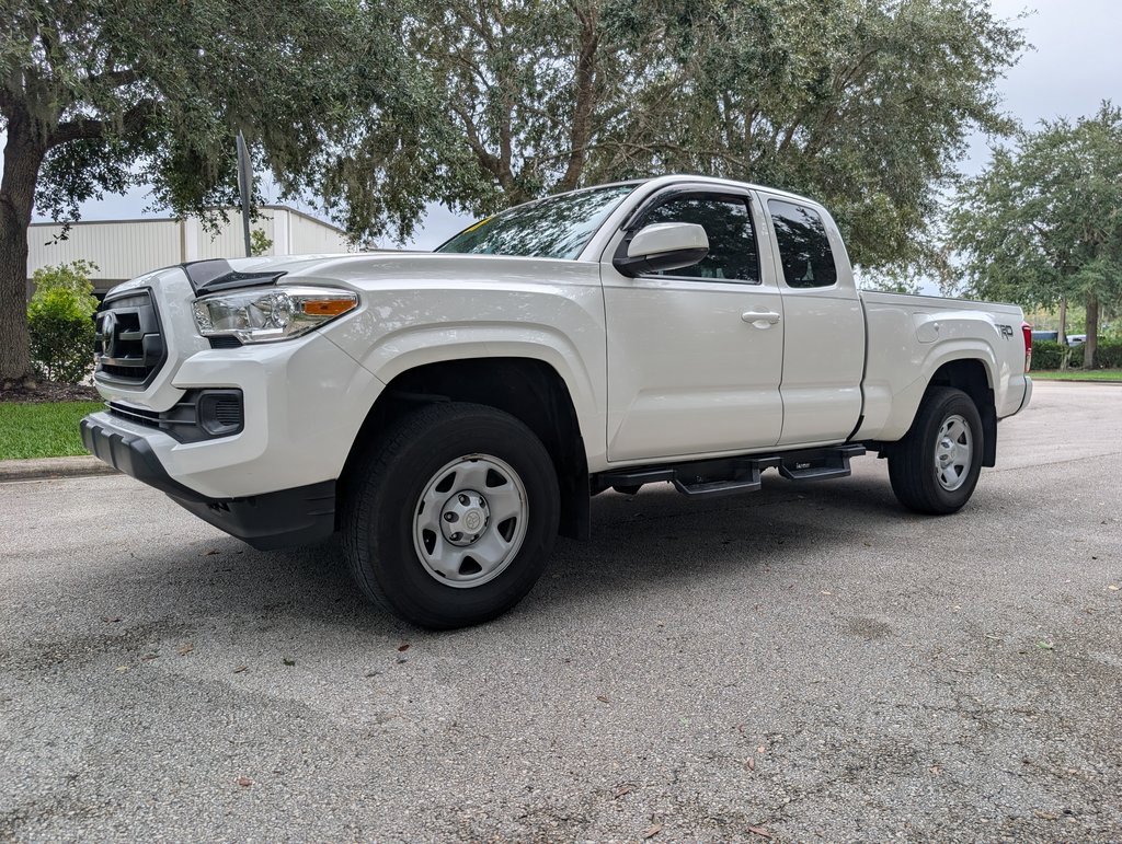 2021 Toyota Tacoma SR photo 3