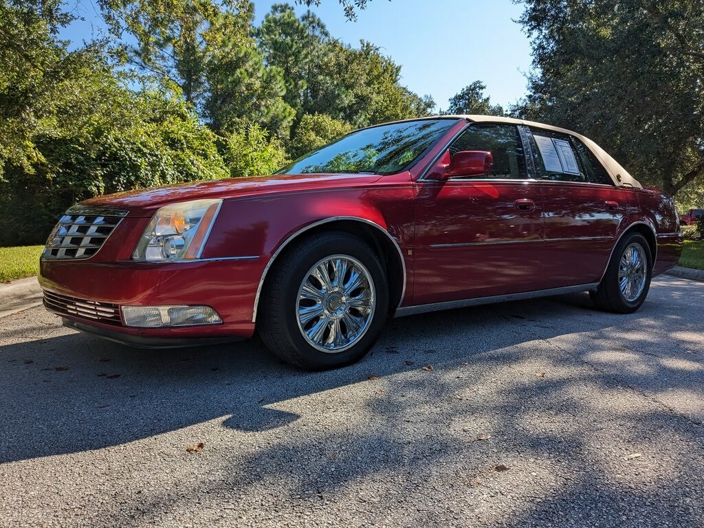 Used 2007 Cadillac DTS For Sale at TOM GIBBS CHEVROLET, INC. | VIN