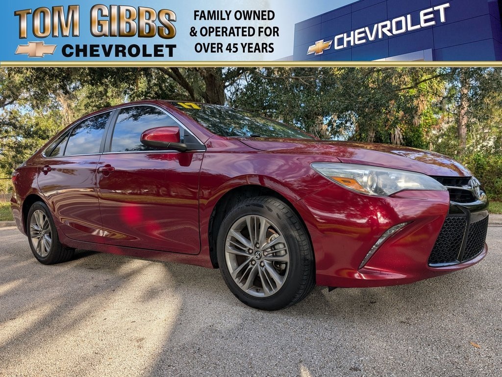 Used 2017 Toyota Camry XLE Sedan