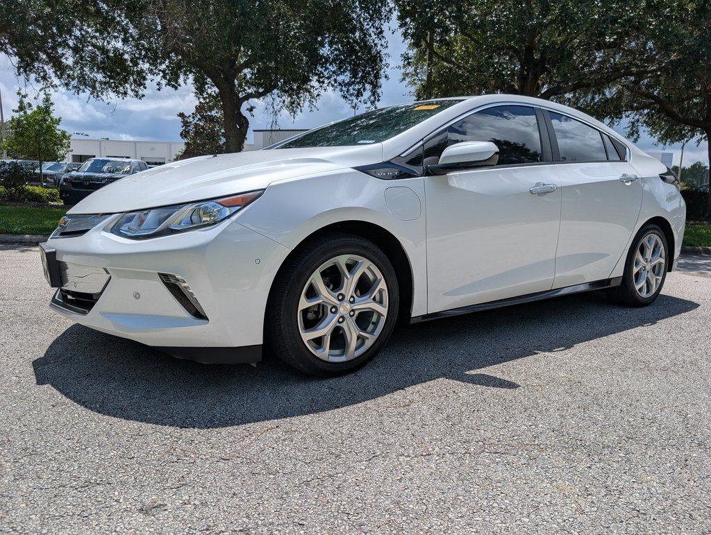 2019 Chevrolet Volt Premier photo 3