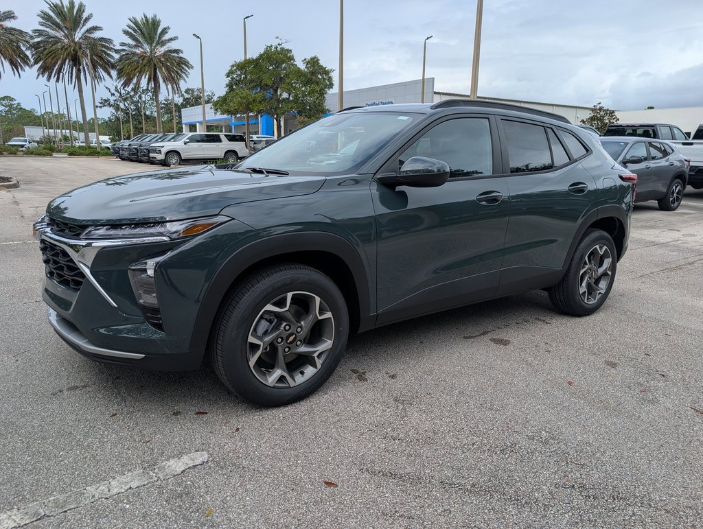 2026 Chevrolet Trax LT photo 3