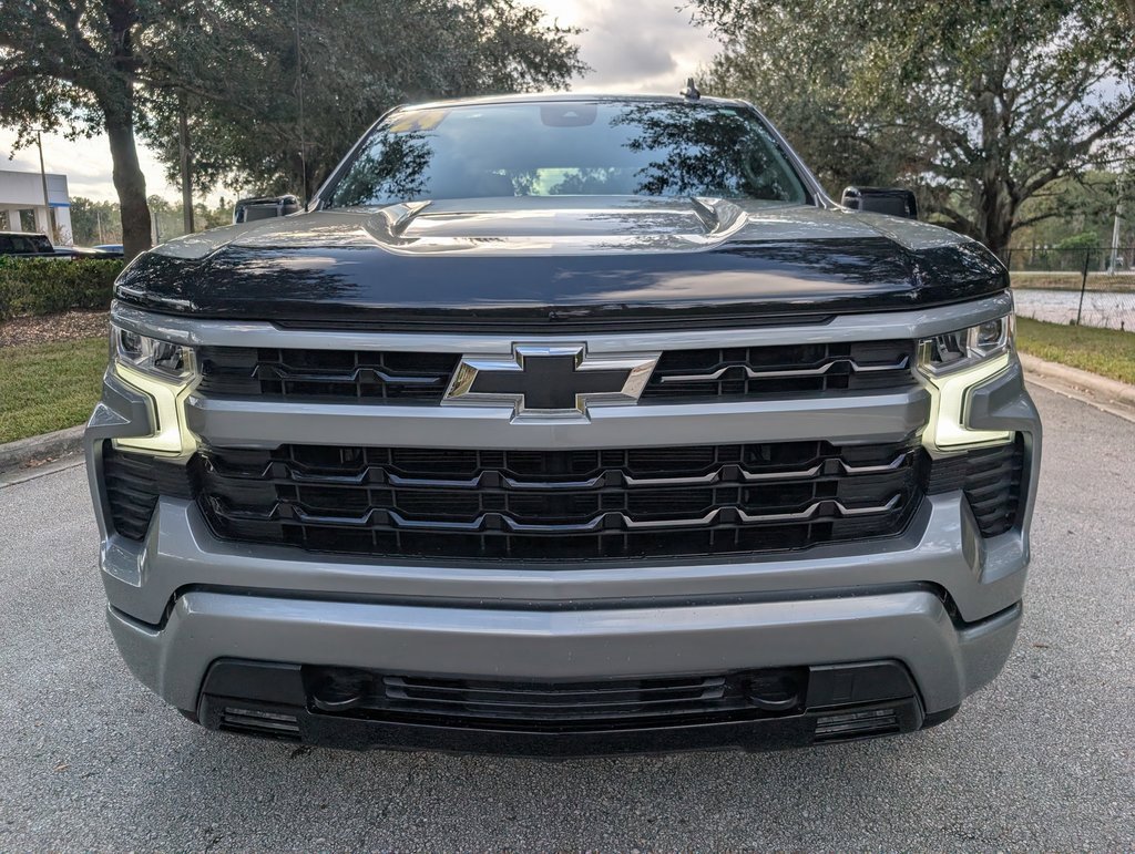 2024 Chevrolet Silverado 1500 RST photo 2