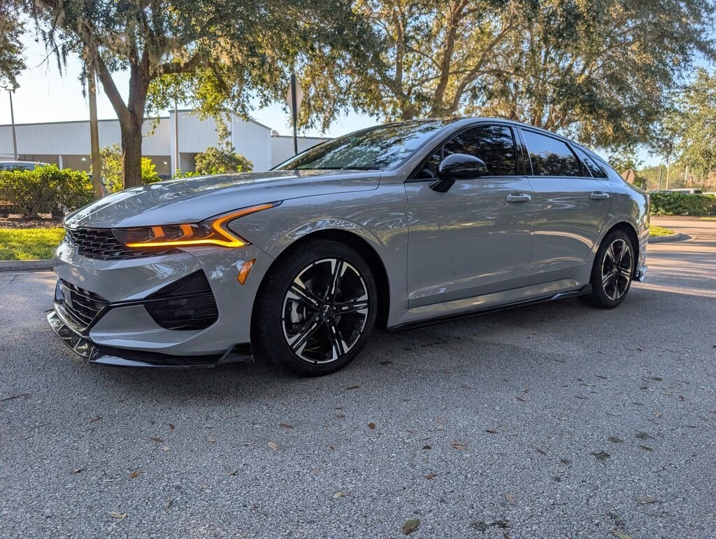 2024 Kia K5 GT-Line photo 3