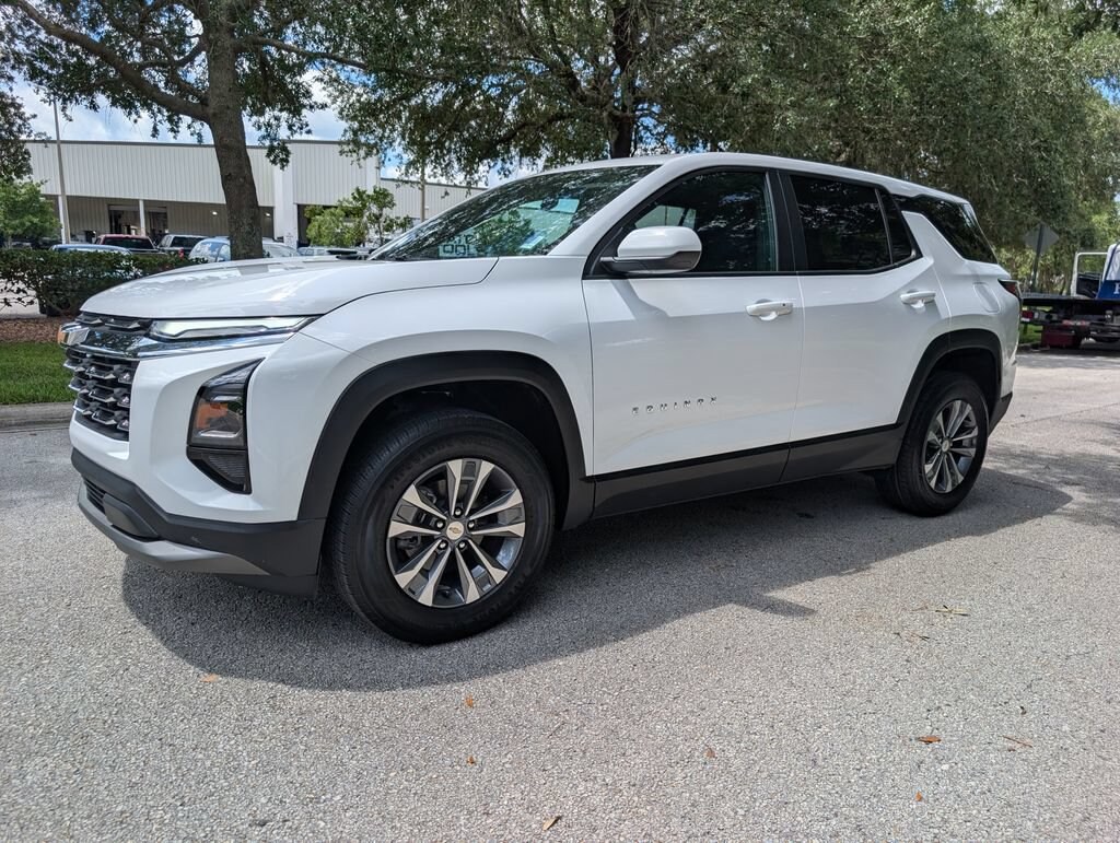 New 2026 Chevrolet Equinox LT SUV