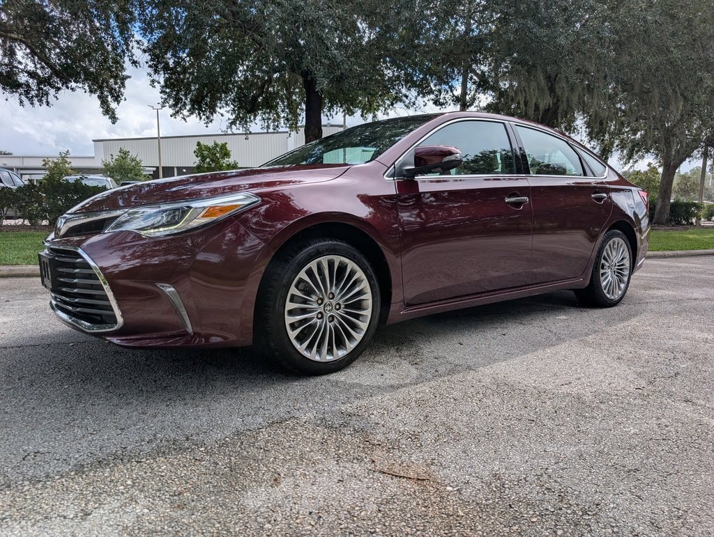 Used 2017 Toyota Avalon XLE Sedan