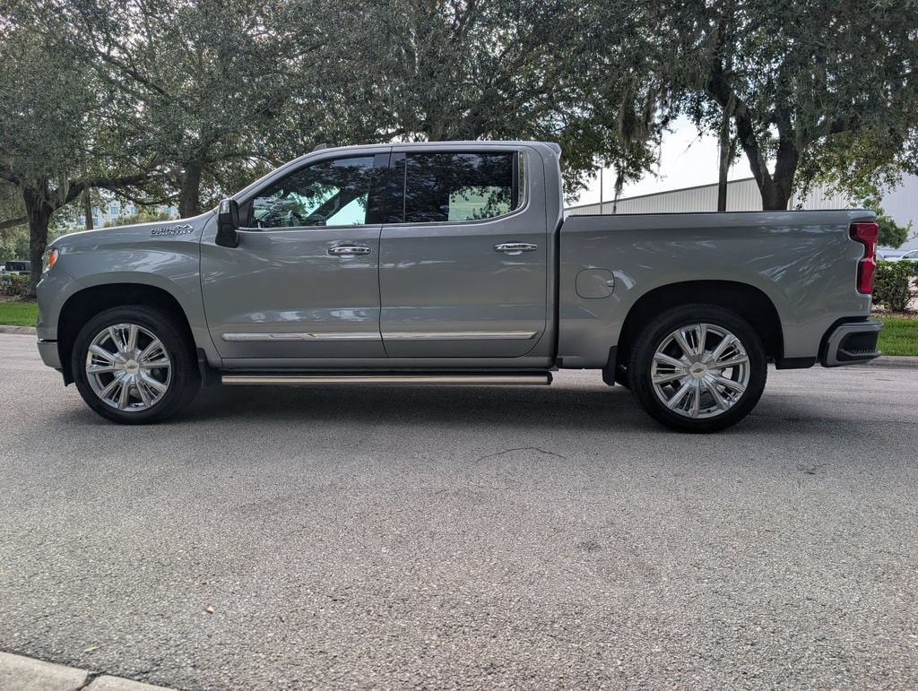 Used 2025 Chevrolet Silverado 1500 High Country Truck Crew Cab