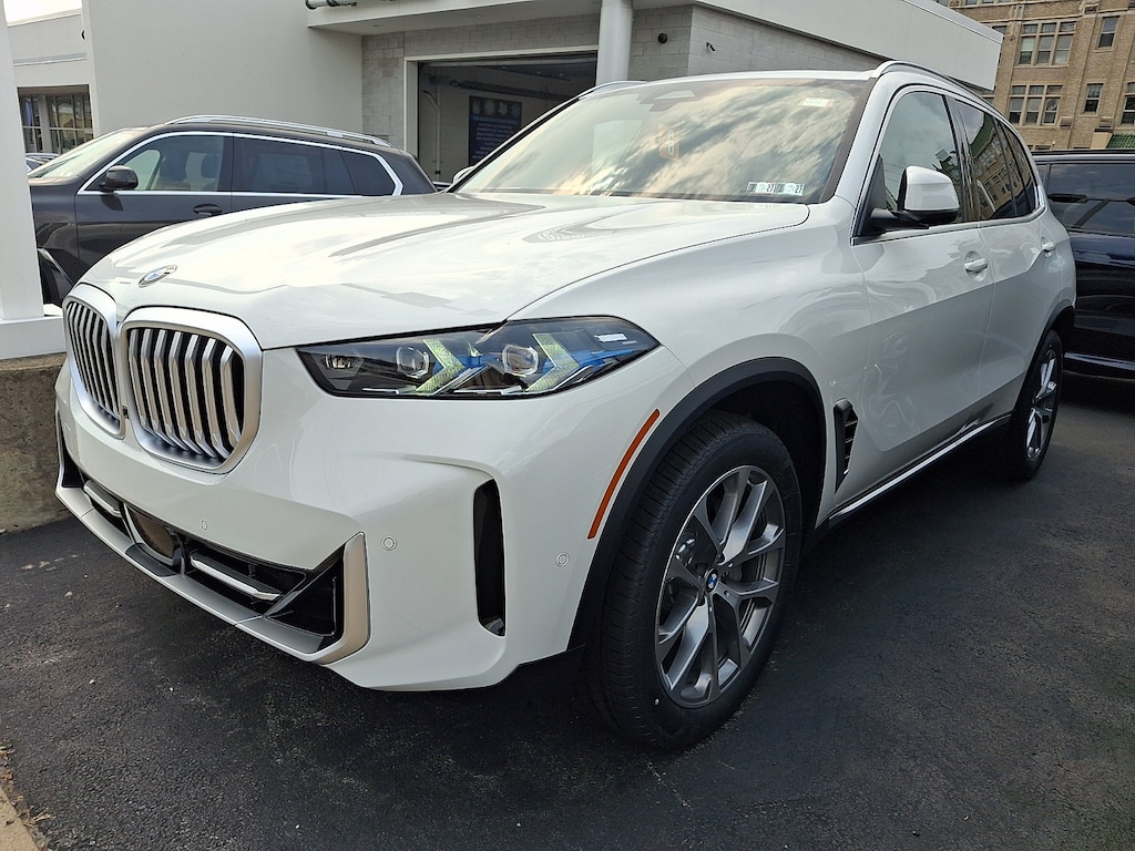 New 2026 BMW X5 xDrive40i SUV