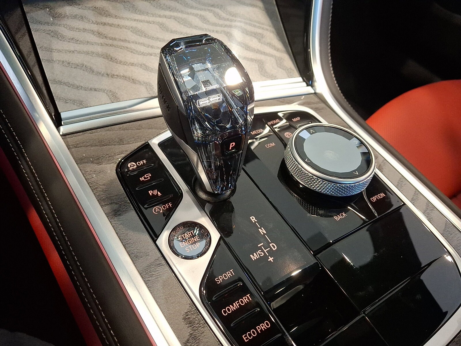 2026 BMW 8 Series 840i - Photo 11