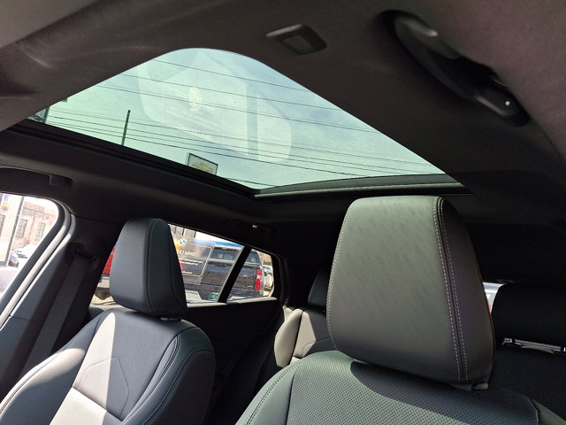 2025 BMW X2 28i - Photo 14