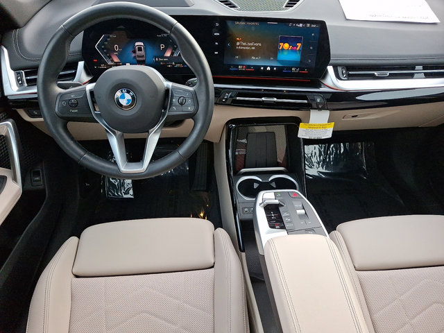 2025 BMW X1 28i - Photo 11