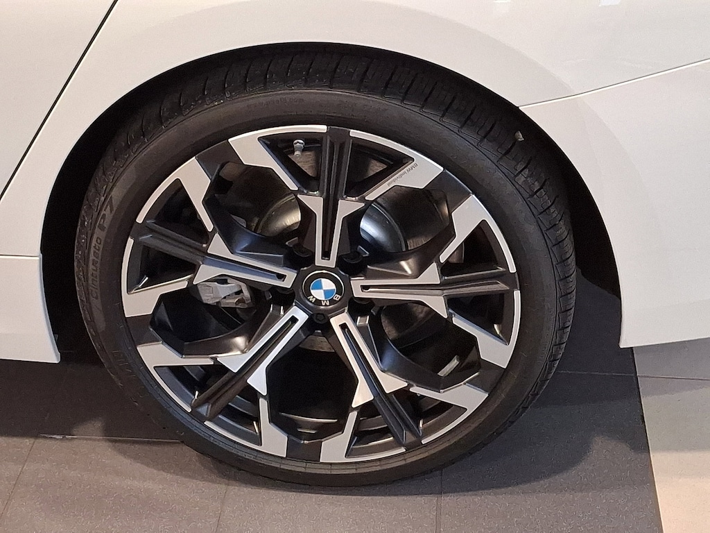 New 2026 BMW 330i xDrive Sedan