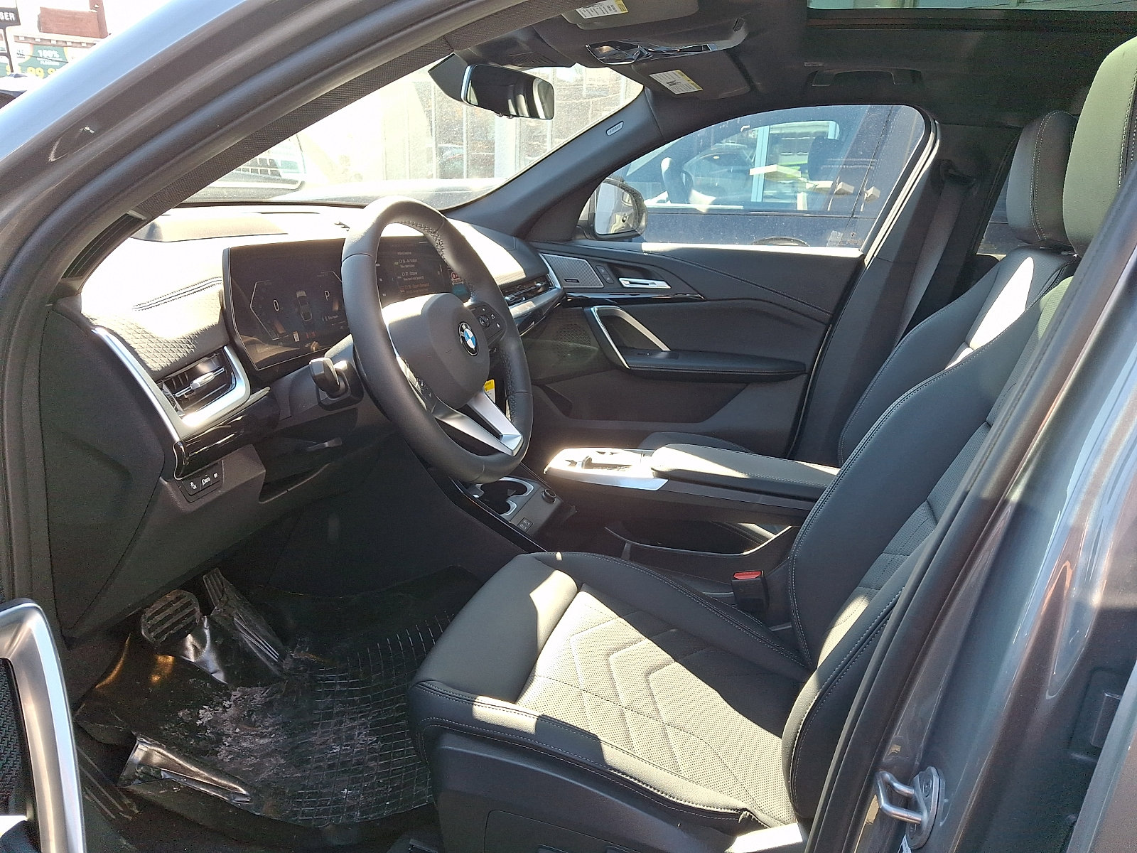 2026 BMW X2 28i - Photo 8