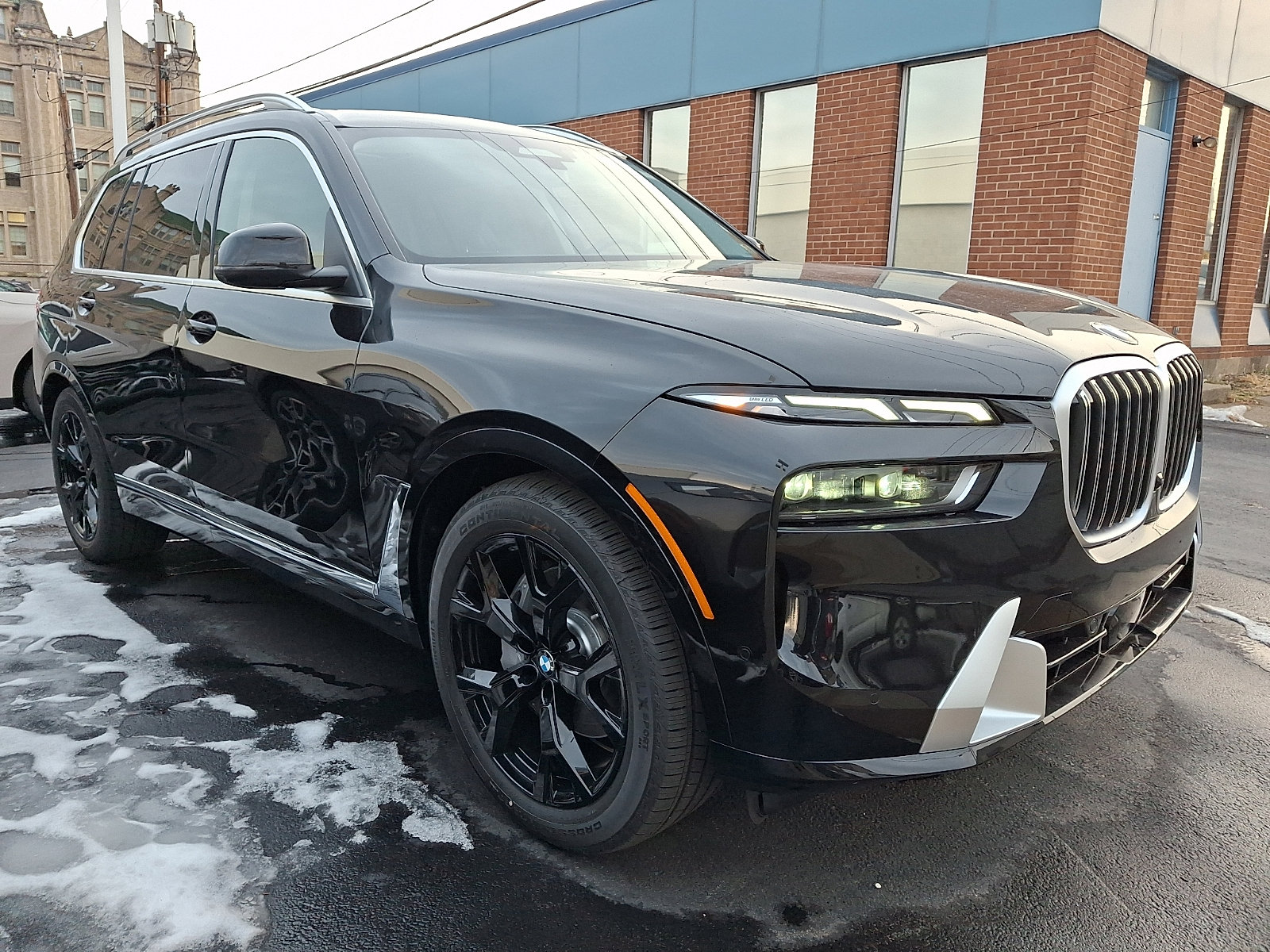 2026 BMW X7 40i's photo