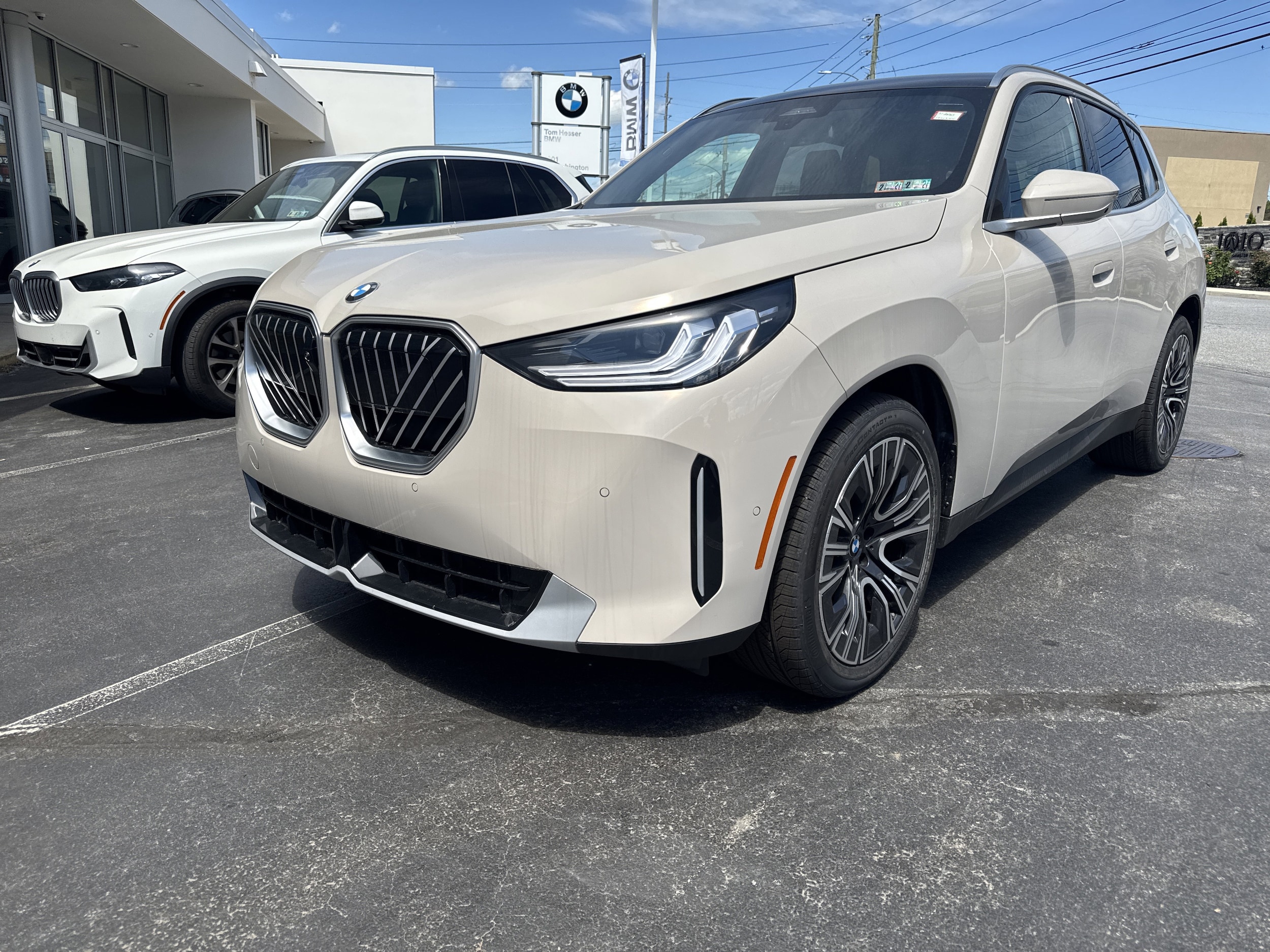 2026 BMW X3 30 XDRIVE's photo