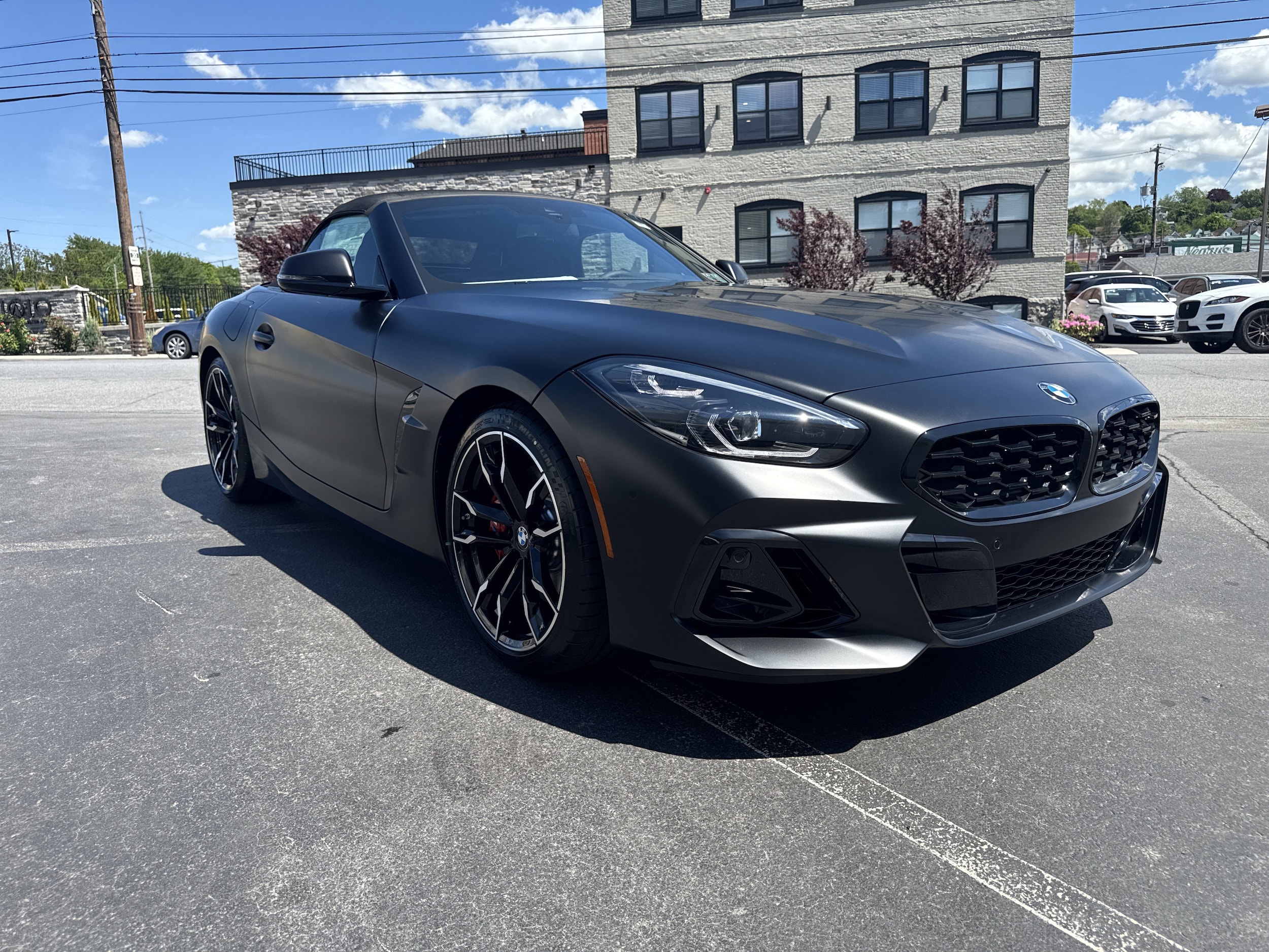 2026 BMW Z4 M40i - Photo 15
