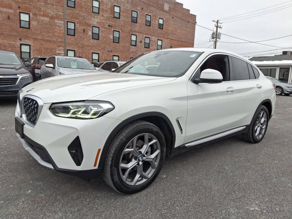 Used 2025 BMW X4 xDrive30i SUV