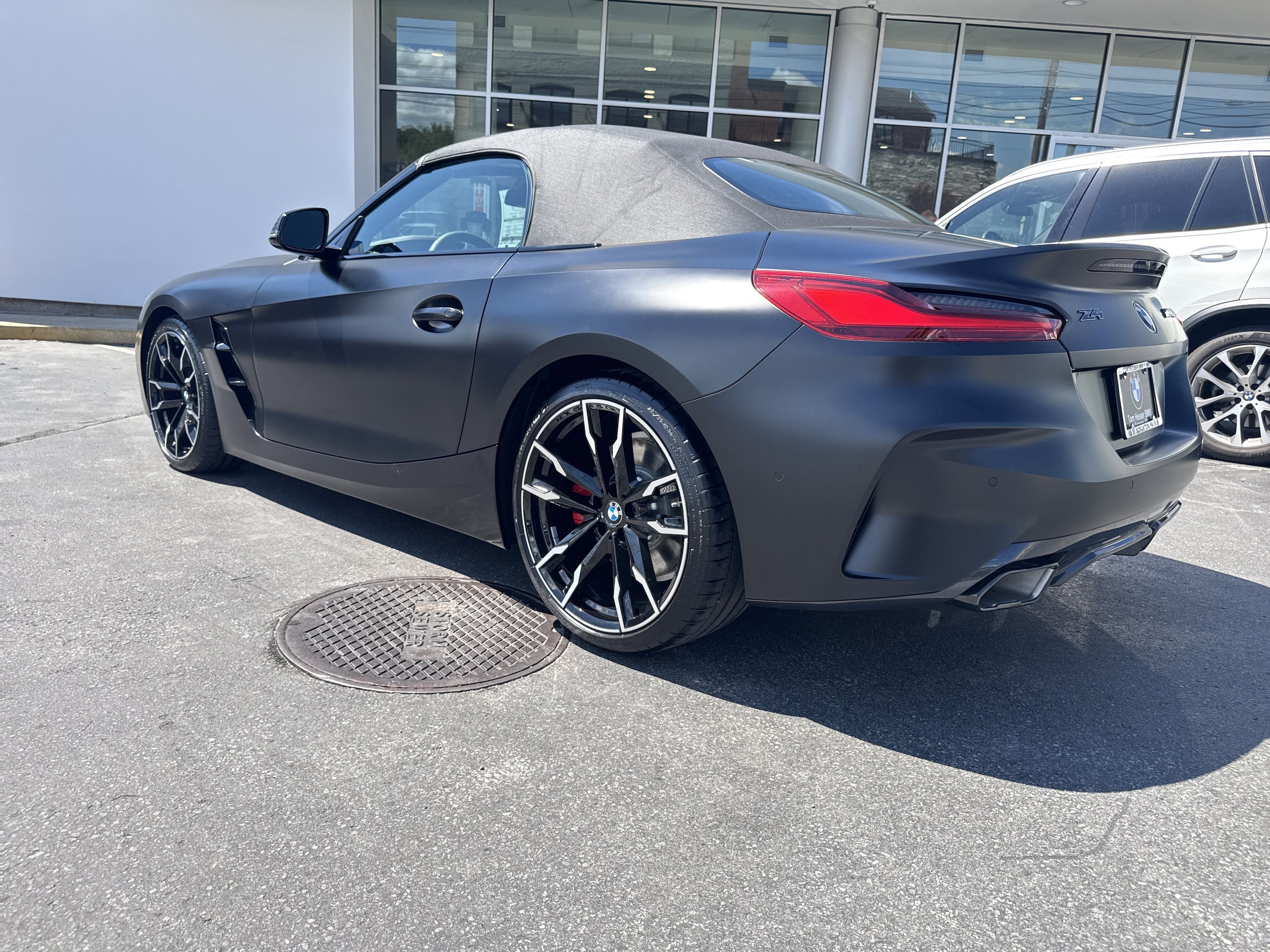 2026 BMW Z4 M40i - Photo 17