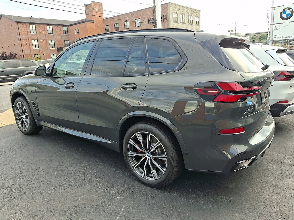New 2026 BMW X5 xDrive40i SUV