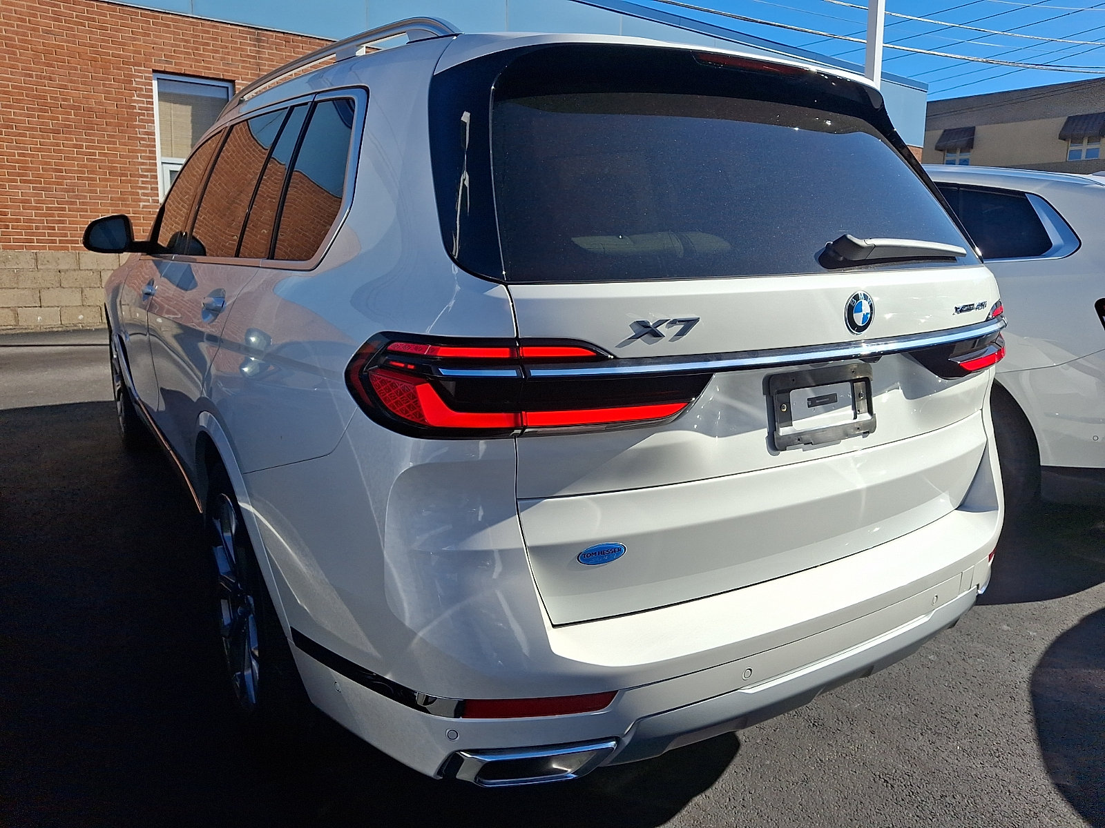 New 2027 BMW X7 xDrive40i SUV