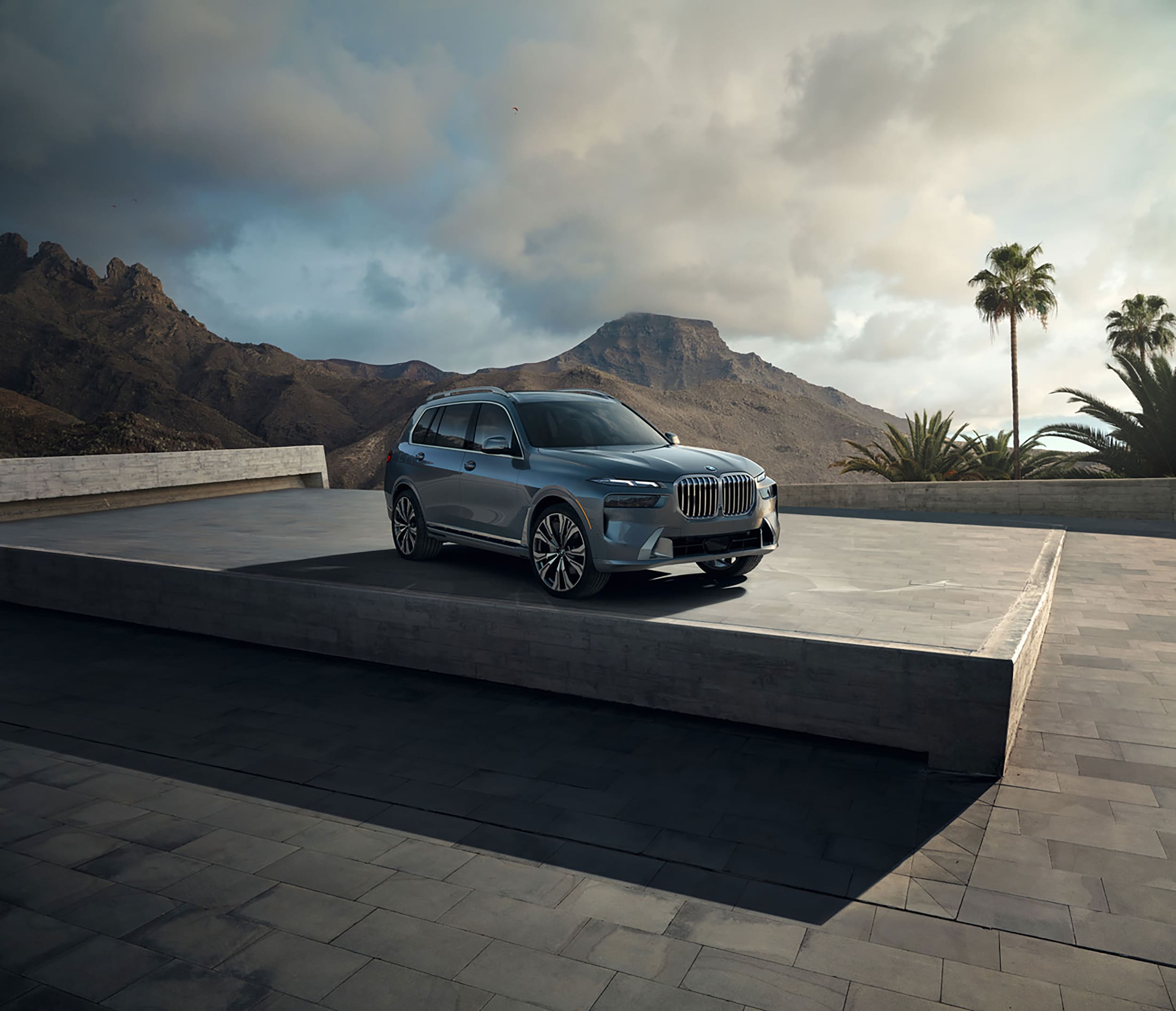 New BMW X7 3-Row SUV