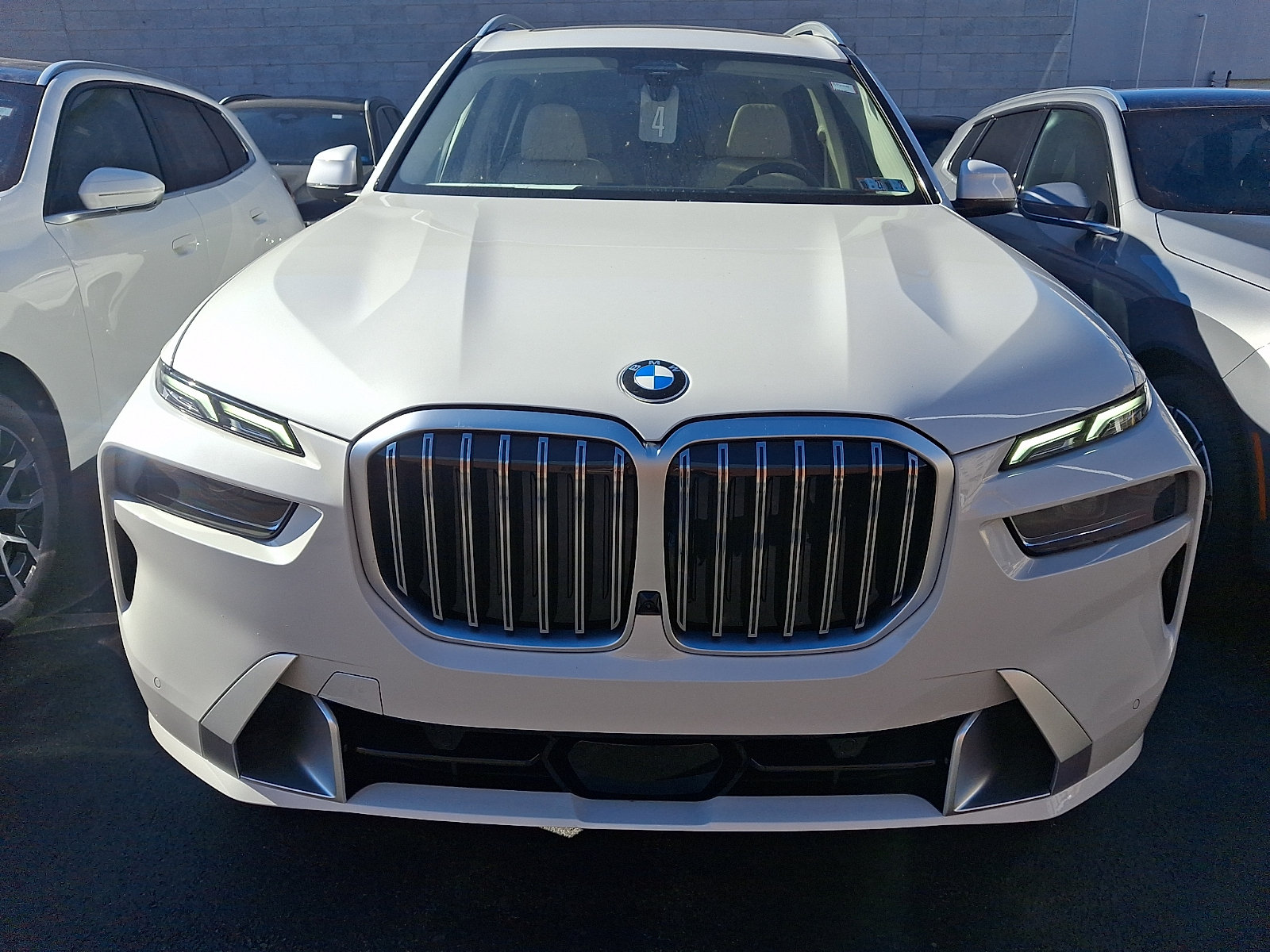 New 2027 BMW X7 xDrive40i SUV