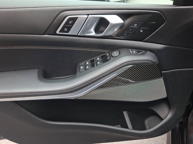 2024 BMW X5 M60i - Photo 12