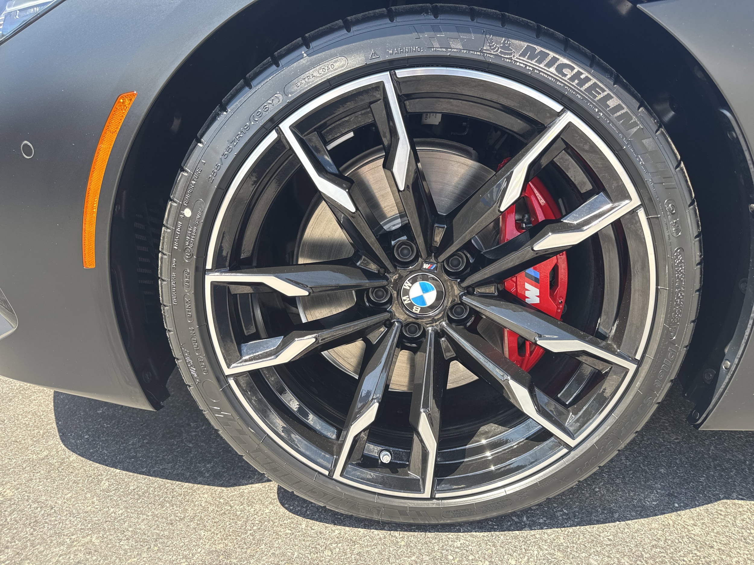 2026 BMW Z4 M40i - Photo 12