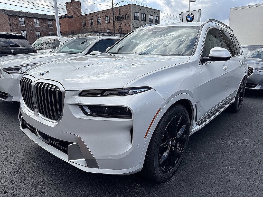 New 2027 BMW X7 xDrive40i SUV