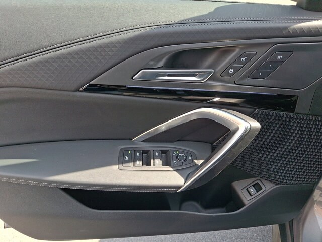 2025 BMW X2 28i - Photo 12
