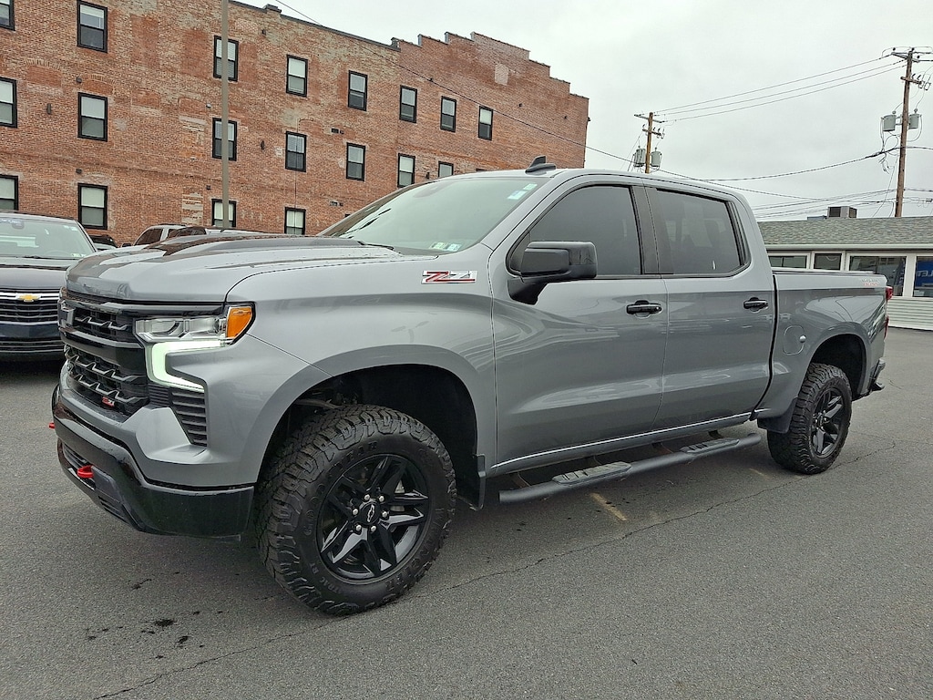 Used 2024 Chevrolet Silverado 1500 LT Trail Boss Crew Cab Pickup