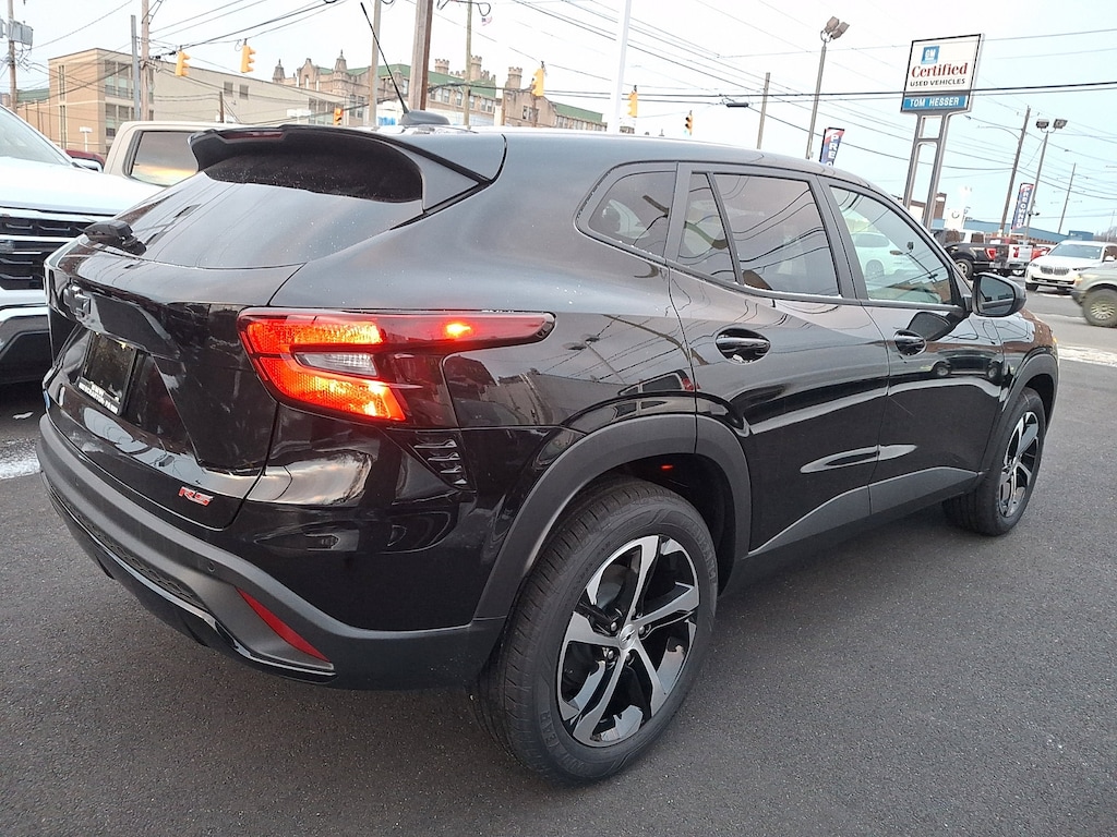 New 2026 Chevrolet Trax 1RS SUV