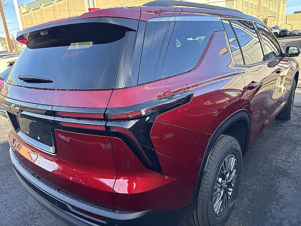 New 2026 Chevrolet Traverse AWD LT SUV