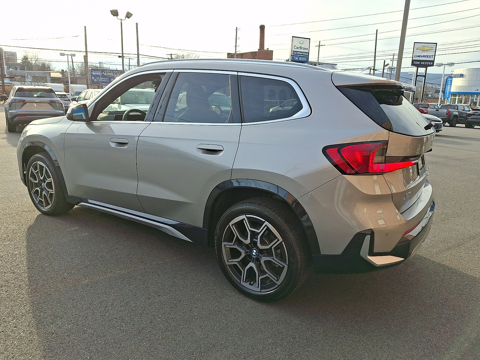 2025 BMW X1 28i - Photo 4