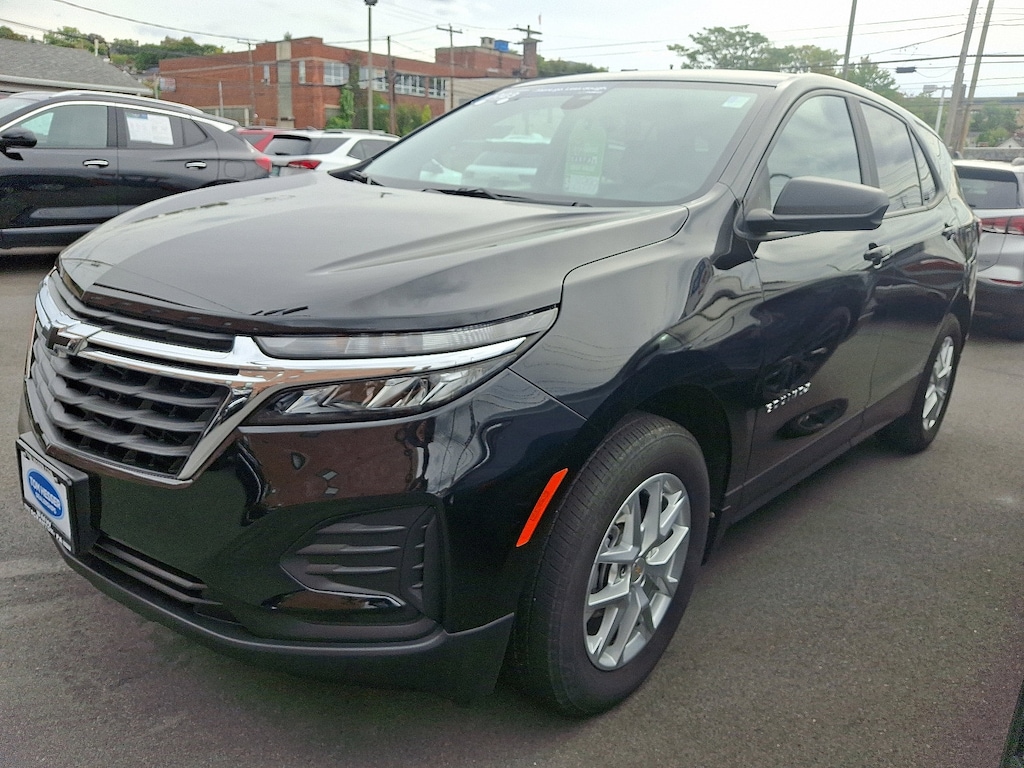 Used 2023 Chevrolet Equinox LS Sport Utility