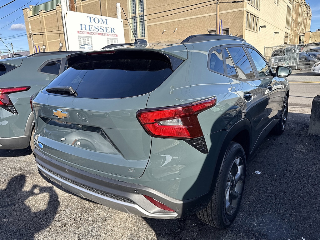 New 2026 Chevrolet Trax LT SUV